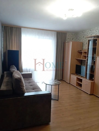 
  Сдам в аренду 1-комнатную квартиру, 27 м², Новосибирск

. Фото 1.