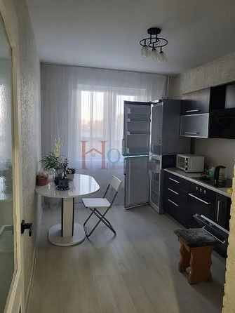 
  Сдам в аренду 2-комнатную квартиру, 80 м², Новосибирск

. Фото 1.