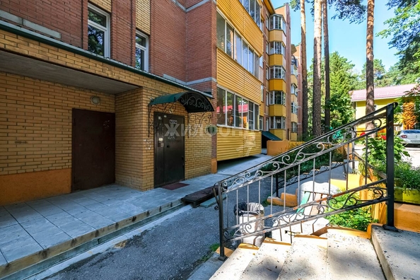 
   Продам 1-комнатную, 44.4 м², Тенистая ул, 5

. Фото 19.