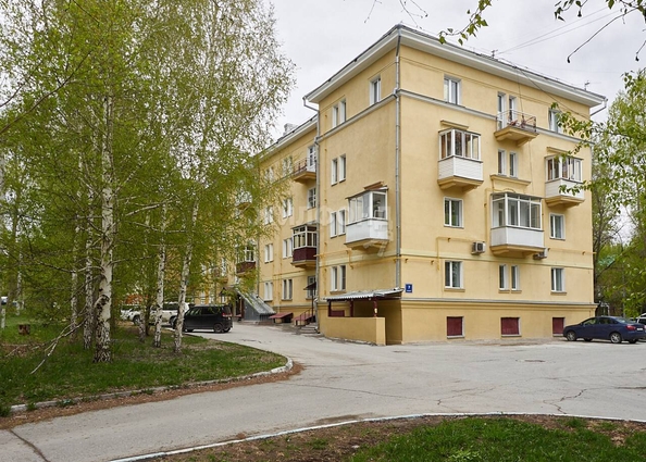 
   Продам 2-комнатную, 63.3 м², Аэропорт ул, 7

. Фото 14.