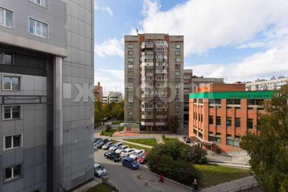 
   Продам 3-комнатную, 101 м², Вокзальная магистраль ул, 10

. Фото 23.