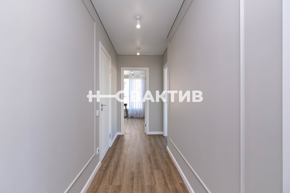 
   Продам 3-комнатную, 92.8 м², Владимира Заровного ул, 24

. Фото 23.