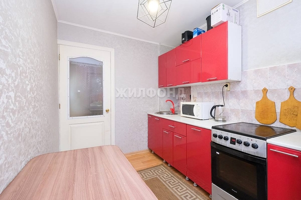 
   Продам 3-комнатную, 56.9 м², Дуси Ковальчук ул, 16

. Фото 16.