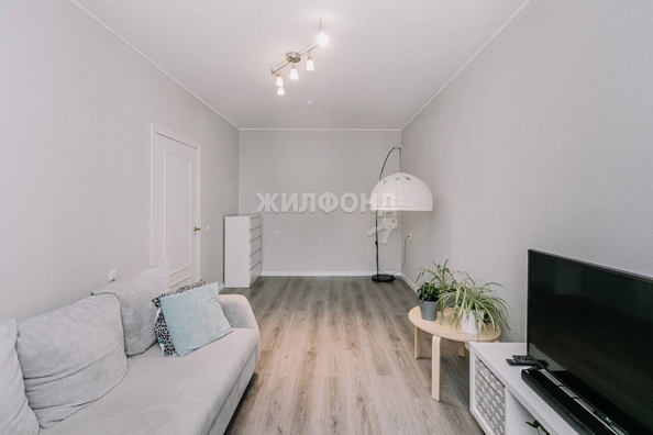 
   Продам 2-комнатную, 58.8 м², Дмитрия Шамшурина ул, 1

. Фото 11.