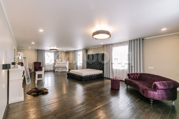 
   Продам дом, 775.1 м², Новолуговое

. Фото 10.
