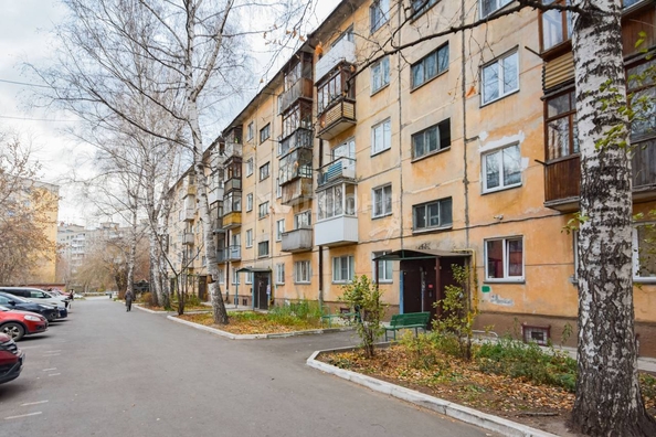 
   Продам 3-комнатную, 59 м², Кропоткина ул, 98

. Фото 24.