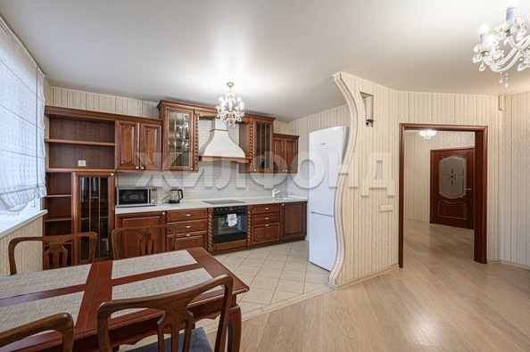 
   Продам 2-комнатную, 79.9 м², Дачная ул, 21/5

. Фото 1.