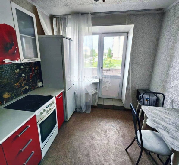 
   Продам 1-комнатную, 33.7 м², Кристальная ул, 5/2

. Фото 5.