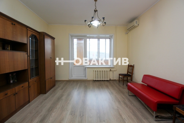 
   Продам 1-комнатную, 56 м², Галущака ул, 1

. Фото 1.