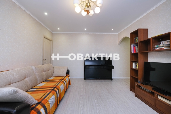 
   Продам 3-комнатную, 79.3 м², Вилюйская ул, 15

. Фото 2.