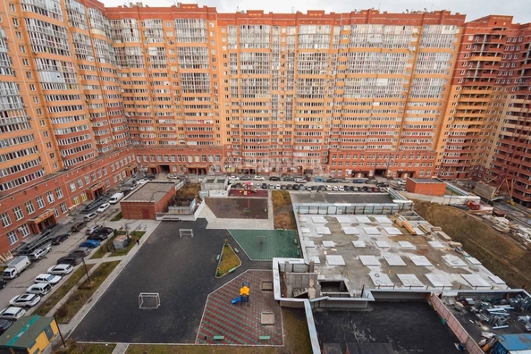 
   Продам 2-комнатную, 73.6 м², Дуси Ковальчук ул, 238

. Фото 8.