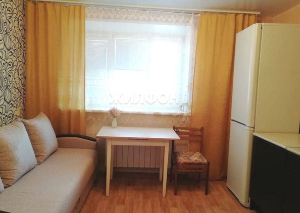 
   Продам секционку, 14.6 м², Немировича-Данченко ул, 124

. Фото 1.