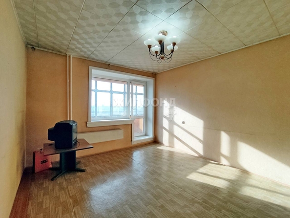 
   Продам 2-комнатную, 47.6 м², Кирова ул, 108

. Фото 1.