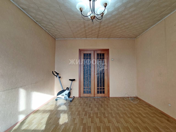 
   Продам 2-комнатную, 47.6 м², Кирова ул, 108

. Фото 5.