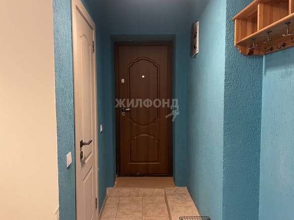 
   Продам 2-комнатную, 42 м², Молодежи б-р, 20

. Фото 11.