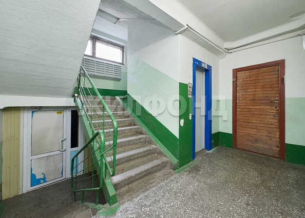
   Продам 3-комнатную, 62 м², Есенина ул, 8/1

. Фото 14.