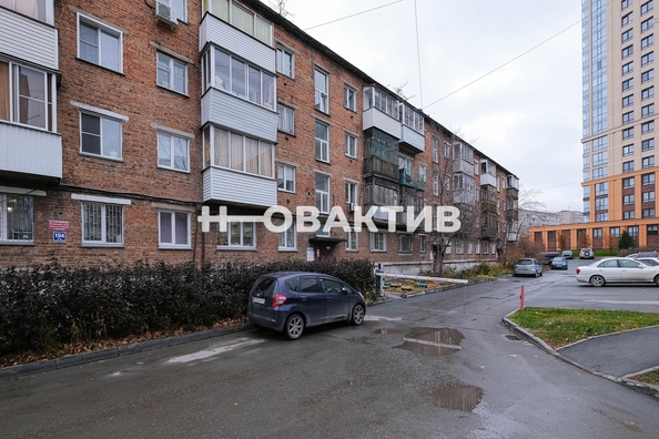 
   Продам 1-комнатную, 30.8 м², Бориса Богаткова ул, 194

. Фото 5.