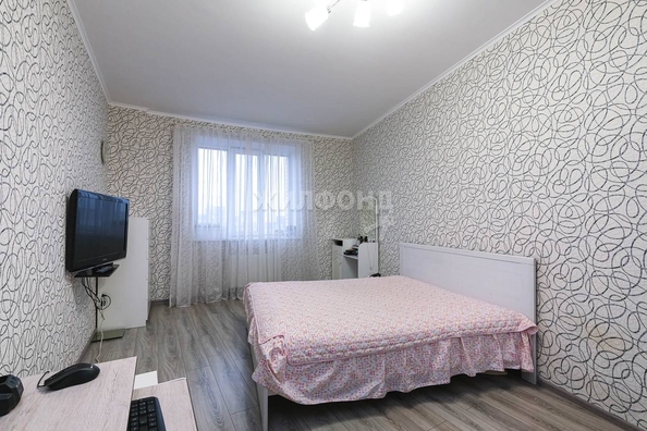 
   Продам 2-комнатную, 63.3 м², Залесского ул, 8/1

. Фото 2.