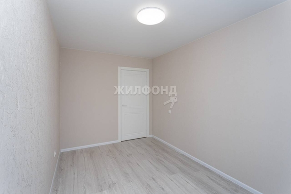 
   Продам 2-комнатную, 45.7 м², Державина ул, 42

. Фото 4.