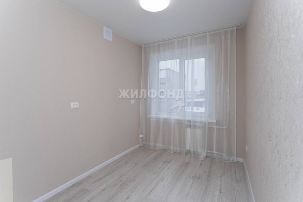 
   Продам 2-комнатную, 45.7 м², Державина ул, 42

. Фото 6.