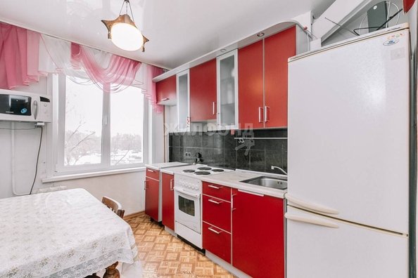 
   Продам 3-комнатную, 60.3 м², Зорге ул, 233

. Фото 18.