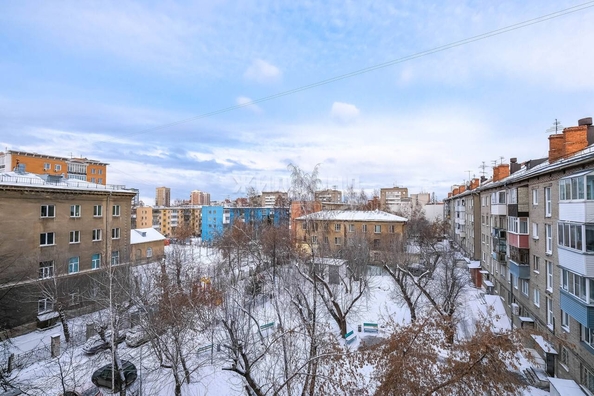 
   Продам 3-комнатную, 55.6 м², Мичурина ул, 23

. Фото 18.