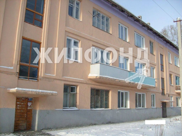 
   Продам комнату, 33.4 м², Военный городок ул, 113

. Фото 9.