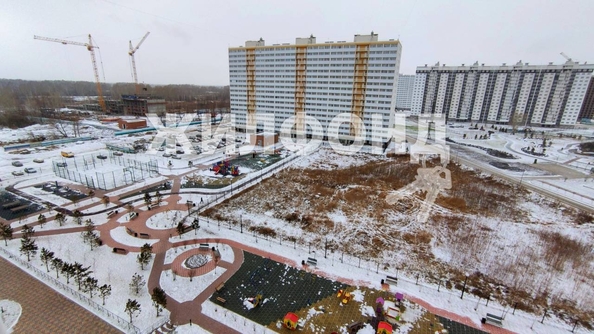 
   Продам 2-комнатную, 39.7 м², Забалуева ул, 90

. Фото 17.