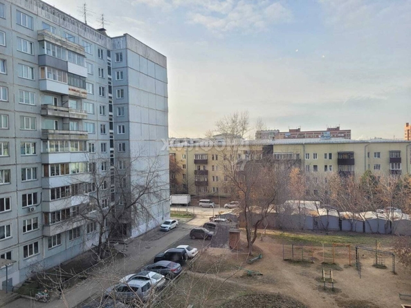 
   Продам 1-комнатную, 30.1 м², Дуси Ковальчук ул, 65

. Фото 18.