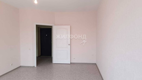 
   Продам 1-комнатную, 40.3 м², Фламинго ул, 19

. Фото 6.