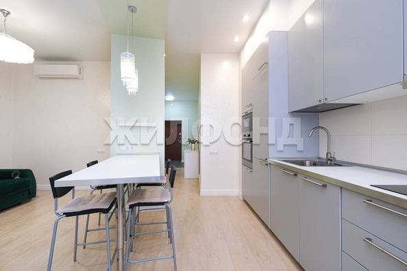 
   Продам 1-комнатную, 43.8 м², Лескова ул, 21

. Фото 10.