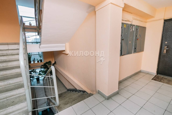 
   Продам 2-комнатную, 52.3 м², Есенина ул, 8/6

. Фото 20.