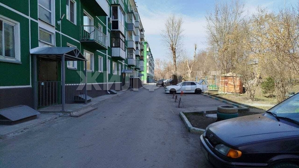 
  Продается 3-комн. квартира, 54.5 м², Владимировская ул, д. 14
. Фото 3.