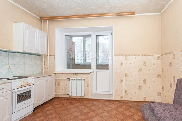 
   Продам 1-комнатную, 39.9 м², Красная Сибирь ул, 102

. Фото 3.