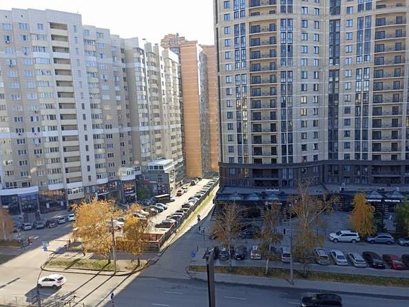 
   Продам 3-комнатную, 60 м², Дуси Ковальчук ул, 89

. Фото 21.