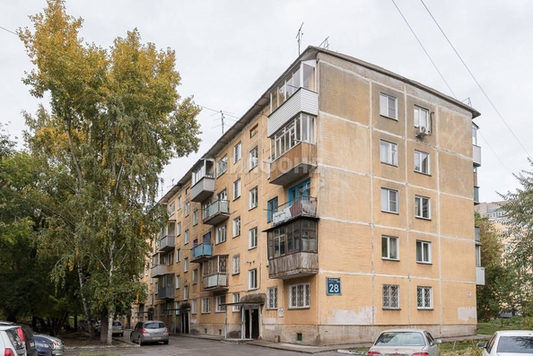 
   Продам комнату, 18.7 м², Немировича-Данченко ул, 28

. Фото 4.