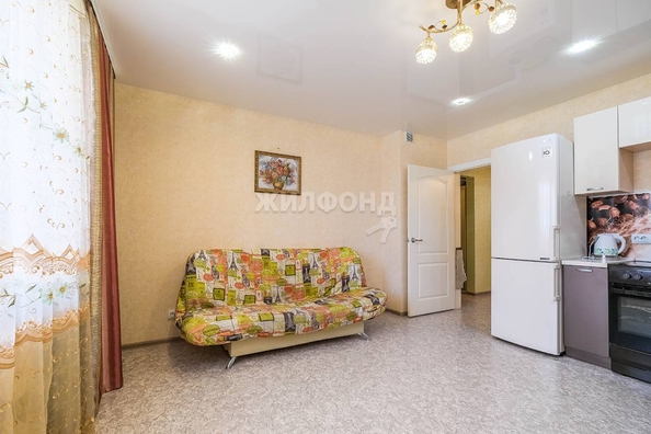 
   Продам 2-комнатную, 50.4 м², Фламинго ул, 16

. Фото 2.