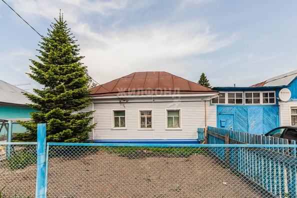 
   Продам дом, 105.9 м², Новосибирск

. Фото 2.