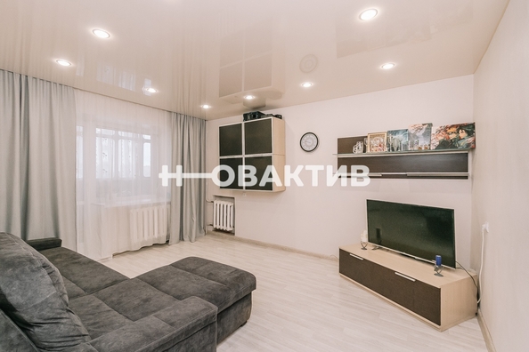 
   Продам 3-комнатную, 60.8 м², Бориса Богаткова ул, 188/1

. Фото 4.