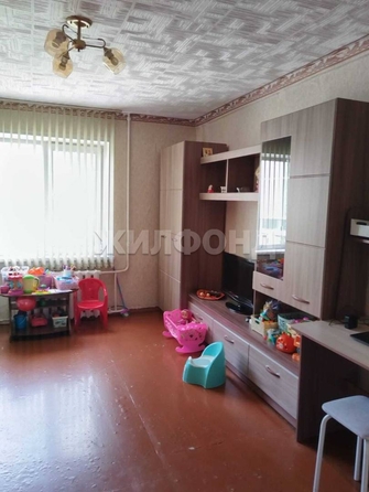 
   Продам 3-комнатную, 53.5 м², Шмидта ул, 12

. Фото 10.