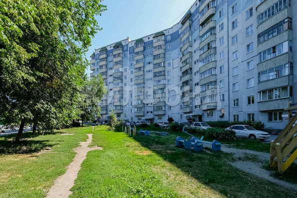 
  Продается 4-комн. квартира, 73 м², Лазурная ул, д. 14
. Фото 6.