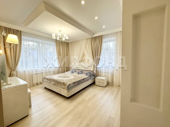 
   Продам дом, 565.6 м², Бердск

. Фото 14.