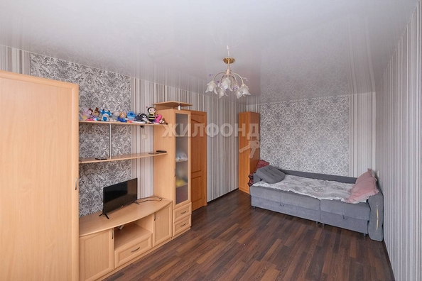 
   Продам 2-комнатную, 43 м², Полтавская ул, 35

. Фото 2.