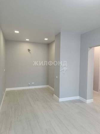 
   Продам 2-комнатную, 40.3 м², Прибрежная  ул, 6

. Фото 5.