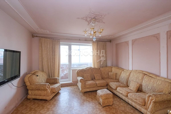 
   Продам 3-комнатную, 65.3 м², Есенина ул, 8/1

. Фото 11.