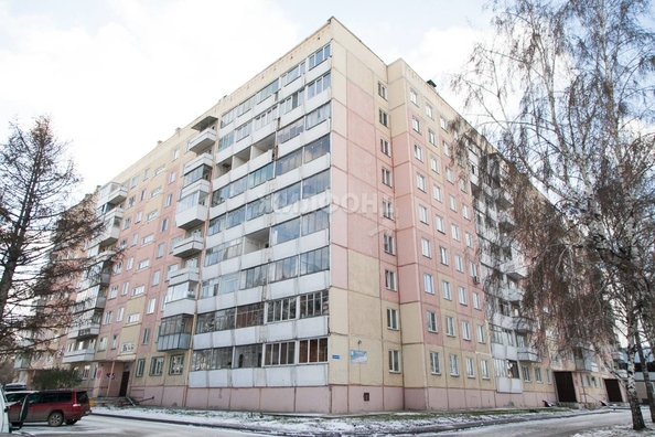 
   Продам 3-комнатную, 60.6 м², Вокзальная ул, 2

. Фото 2.