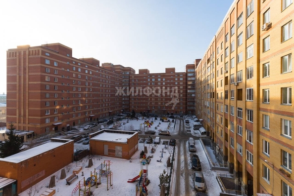 
   Продам 3-комнатную, 100 м², Владимировская ул, 21

. Фото 22.