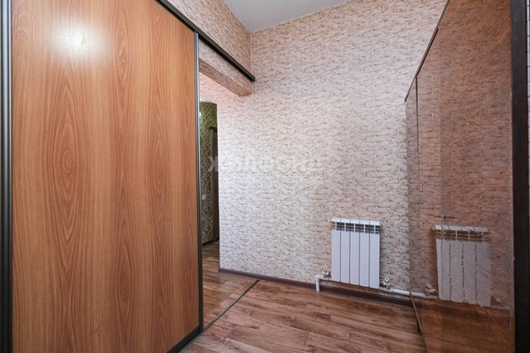 
   Продам дом, 100 м², Новосибирск

. Фото 2.