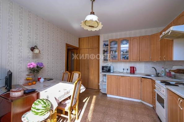 
   Продам 4-комнатную, 109.4 м², Гоголя ул, 6

. Фото 5.