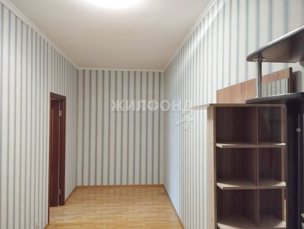 
   Продам 1-комнатную, 63.7 м², Семьи Шамшиных ул, 4

. Фото 3.